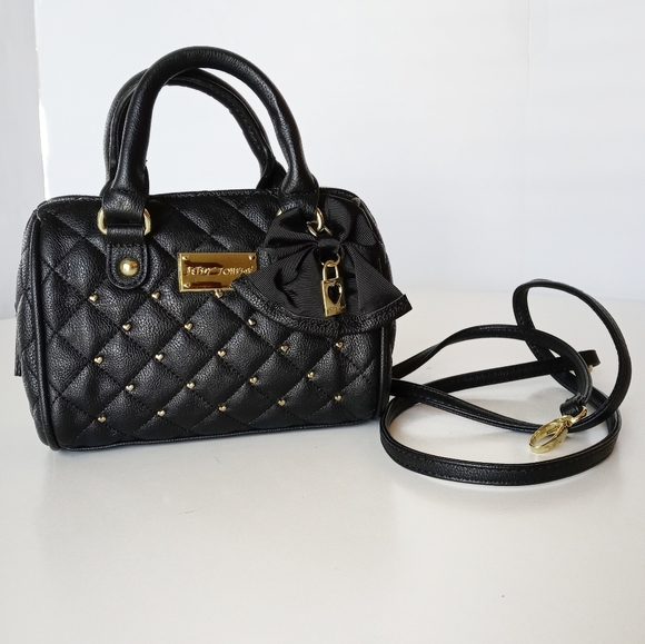 Betsey Johnson Handbags - Betsey Johnson handbag/crossbody